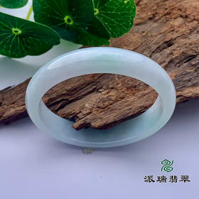 派瑞翡翠 翡翠手镯 糯种 绿色