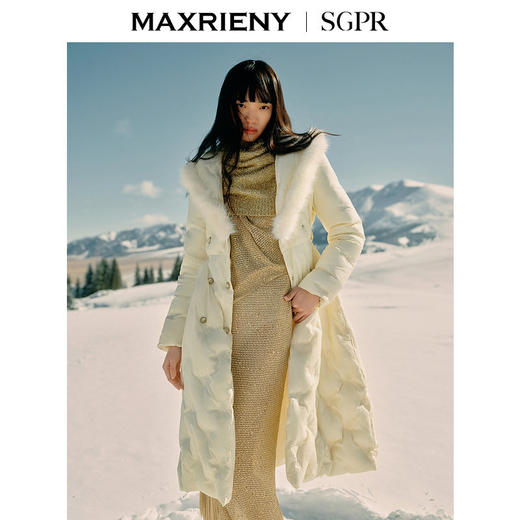 玛克门店发货：MAXRIENY精致贵雅毛边羽绒服货号:MS85DC506) 商品图0