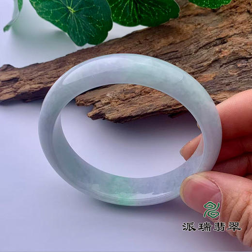 派瑞翡翠 翡翠手镯 糯种 绿色 商品图1