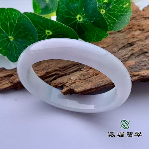 派瑞翡翠 翡翠手镯 糯种 浅绿色 商品图1