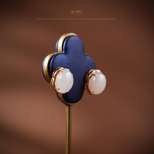 【春雪】金镶羊脂白玉耳钉 商品图5