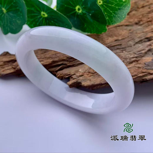 派瑞翡翠 翡翠手镯 糯种 浅绿色 商品图0
