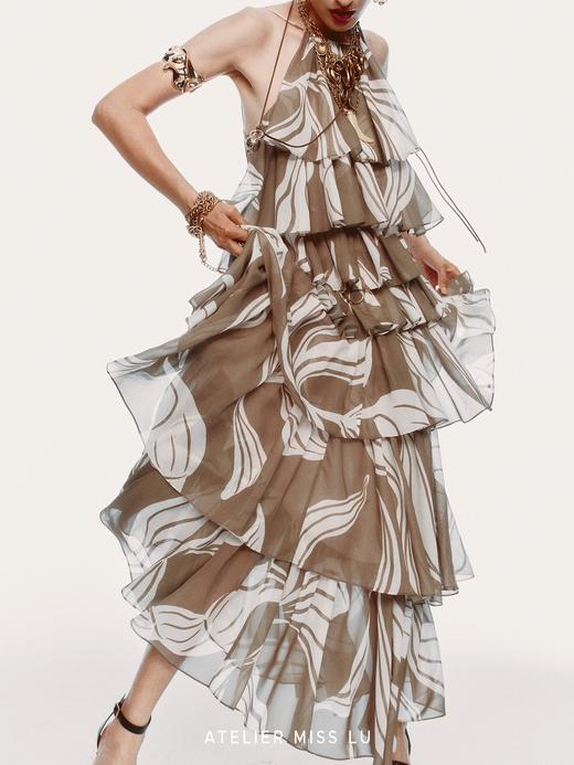 【热浪之森】品牌定染印花挂脖露背度假蛋糕长裙 商品图4