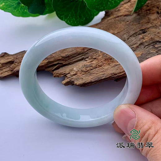 派瑞翡翠 翡翠手镯 糯种 绿色 商品图1