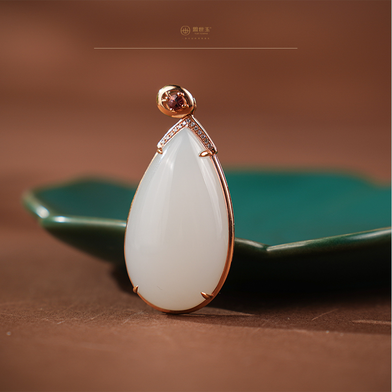 【娇兰】金镶羊脂白玉吊坠