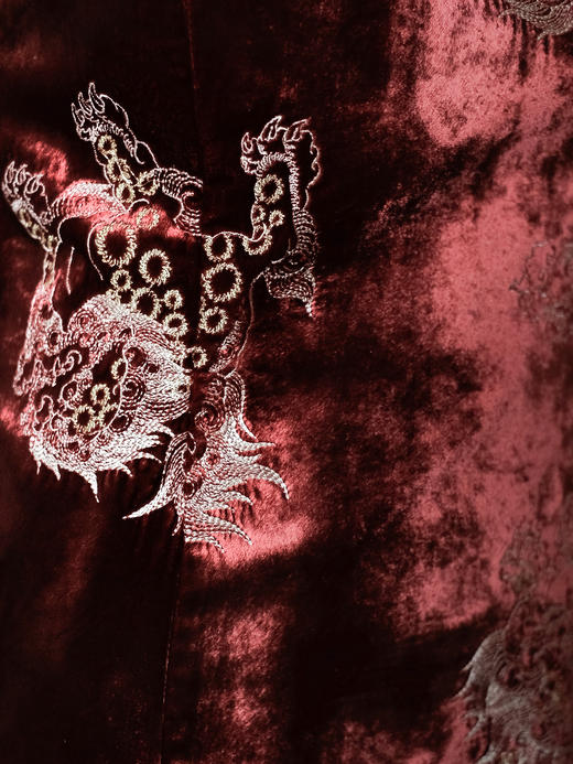 盛唐牡丹 | 金银瑞兽酒红色丝绒旗袍裙 商品图4