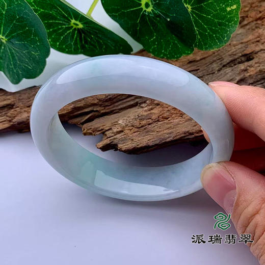派瑞翡翠 翡翠手镯 糯种 绿色 商品图3