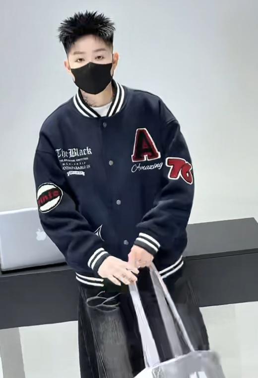 男装25秋冬新品立领纽扣长袖棒球服2257-T2588 商品图0