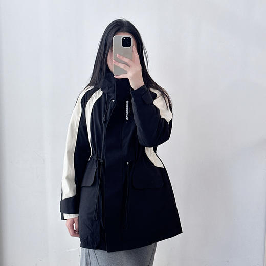 冲锋衣羽绒服欧洲站秋冬长款束腰宽松黑白拼色风衣外套 商品图5
