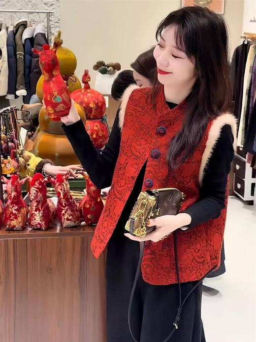 女装25秋冬新品新中式毛边刺花棉马甲2217-477598 商品图0