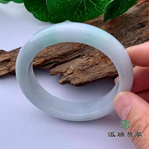 派瑞翡翠 翡翠手镯 糯种 绿色 商品图1