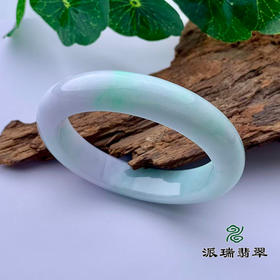 派瑞翡翠 翡翠手镯 糯种 绿色