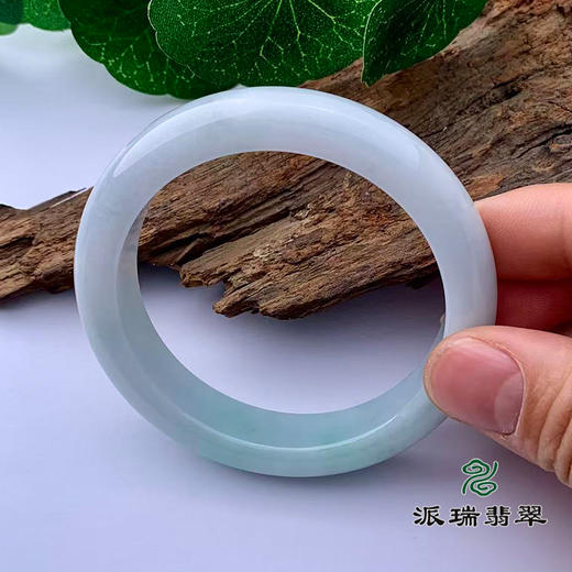 派瑞翡翠 翡翠手镯 糯种 绿色 商品图3