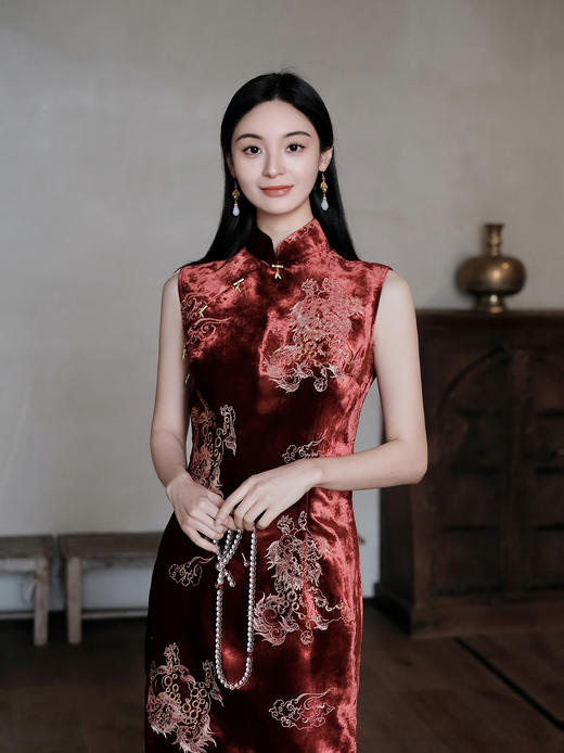 盛唐牡丹 | 金银瑞兽酒红色丝绒旗袍裙 商品图6