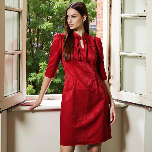 EITIE爱特爱气质新中式立领盘扣修身显瘦礼服连衣裙春季新款8177801 商品图3