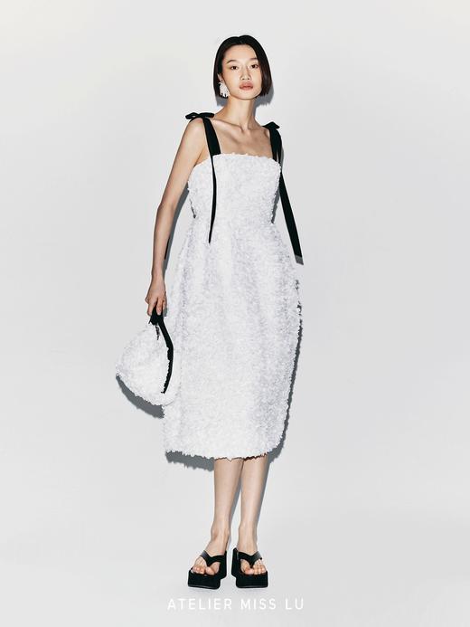 【胡桃夹子】重工立体花瓣肌理饭盒手提包 商品图2