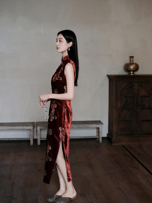 盛唐牡丹 | 金银瑞兽酒红色丝绒旗袍裙 商品图10