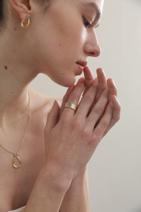 博尼卡洛闭口戒指