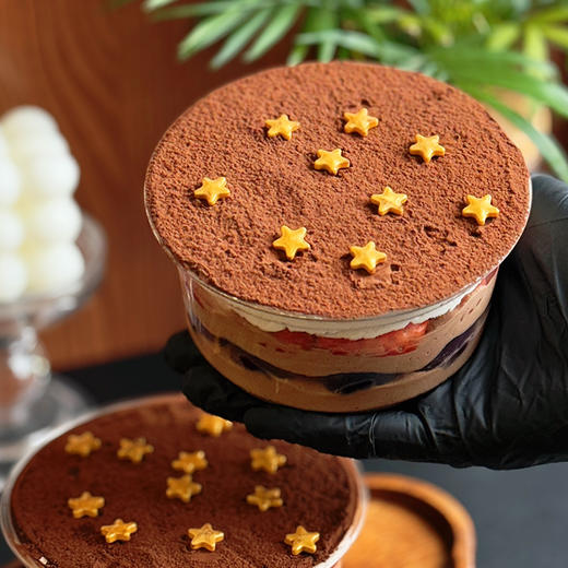 新鲜甜品—巧克力星星盒子（原价88特价58，仅限1月28（周三）下午四点后到各门店自提） 商品图2