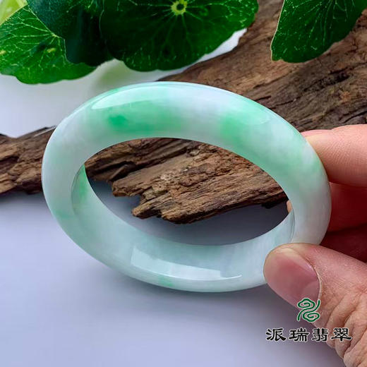 派瑞翡翠 翡翠手镯 糯种 绿色 商品图1
