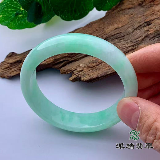 派瑞翡翠 翡翠手镯 糯种 绿色 商品图3