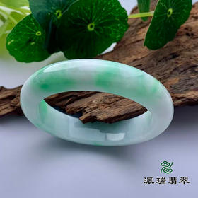 派瑞翡翠 翡翠手镯 糯种 绿色