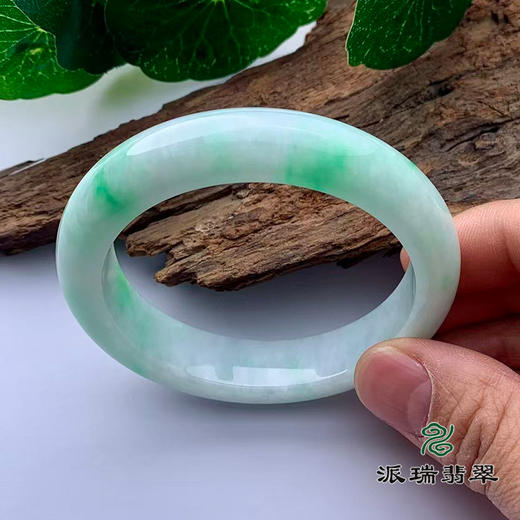 派瑞翡翠 翡翠手镯 糯种 绿色 商品图3