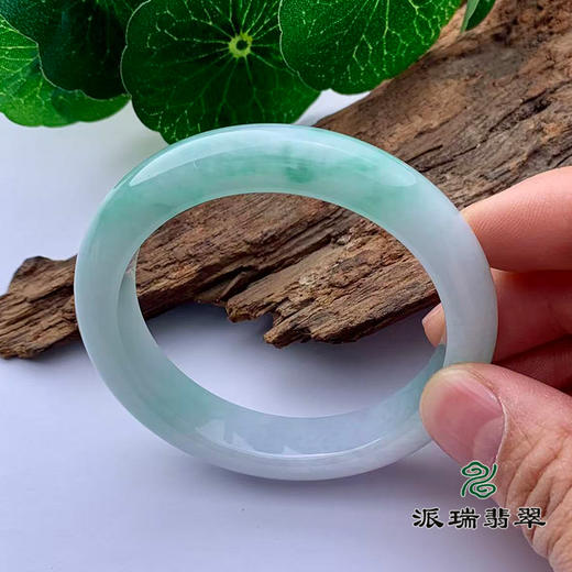 派瑞翡翠 翡翠手镯 糯种 绿色 商品图1