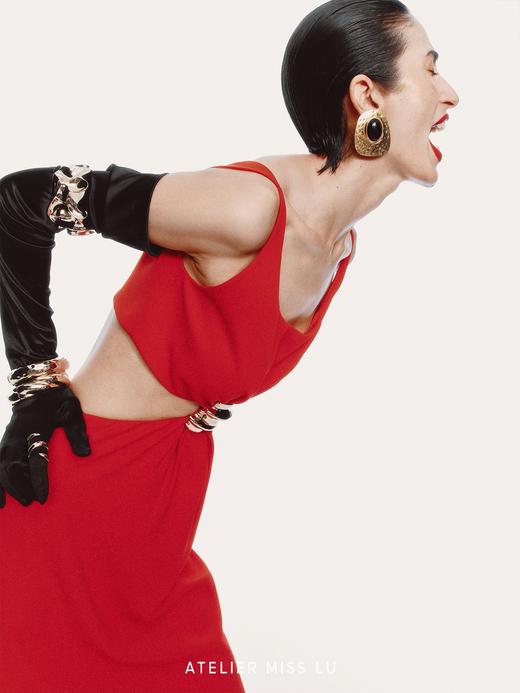 【燃情夏日】贝壳样式金属装饰露腰连衣裙 商品图2