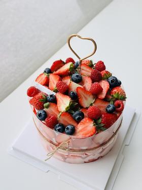 满心满意草莓蛋糕（冬季限定）