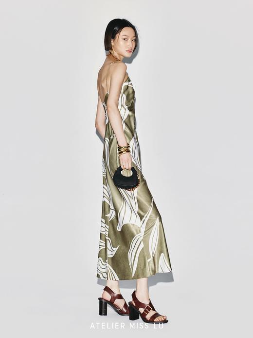 【雨后苔原】品牌定染印花露背吊带连衣裙 商品图2