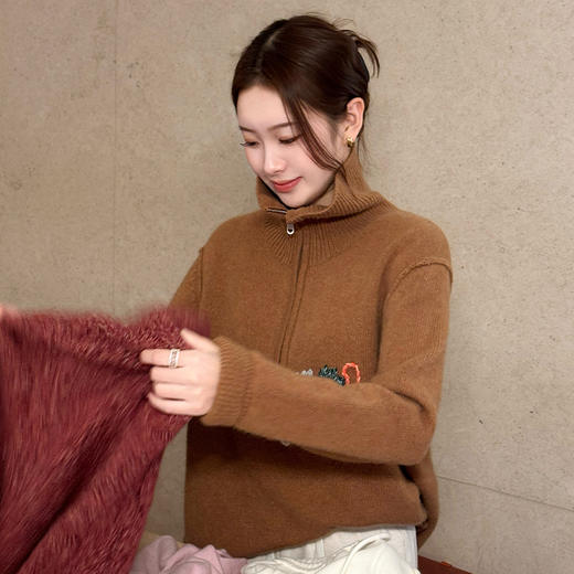 【特价不退换】【部分现货】良木礼山羊绒半拉链上衣（1471F） 商品图1