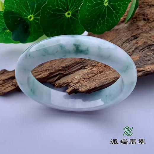 派瑞翡翠 翡翠手镯 糯种 绿色 飘花 商品图0