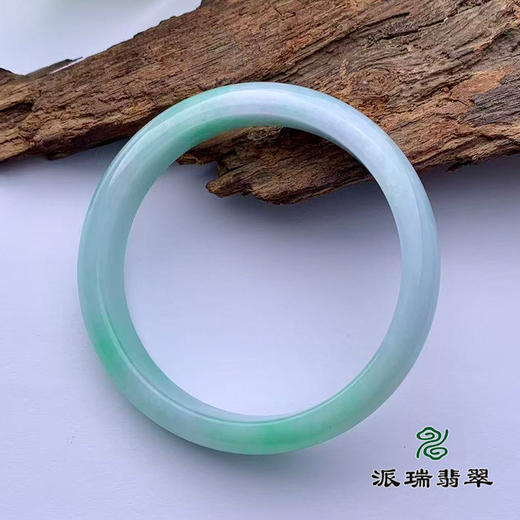 派瑞翡翠 翡翠手镯 糯种 绿色 商品图2