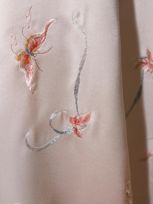 盛唐牡丹盛奢系列 | 粉凤仙手推绣真丝皮草棉外套 商品图1