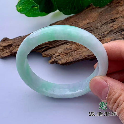 派瑞翡翠 翡翠手镯 糯种 绿色 商品图1