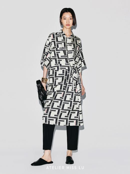 【回廊之声】品牌定制字母印花立裁捏褶桑蚕丝连衣裙 商品图1