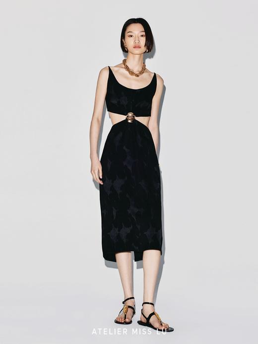 【夏日光隙】贝壳样式金属装饰露腰肌理醋酸连衣裙 商品图2