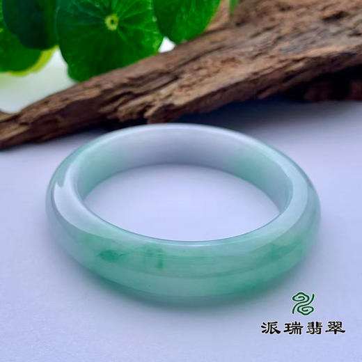 派瑞翡翠 翡翠手镯 糯种 绿色 商品图3