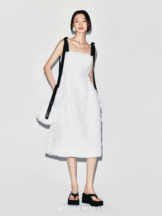 【蓬蓬罗曼史】重工立体花瓣肌理廓形飘带连衣裙 商品图4