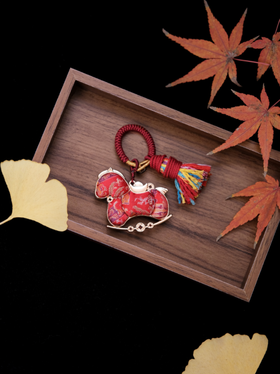 东方境| 马上有钱小马挂坠