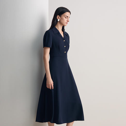 EITIE爱特爱气质通勤纯色简约收腰显瘦衬衫式连衣裙2026春季新款8507228 商品图2