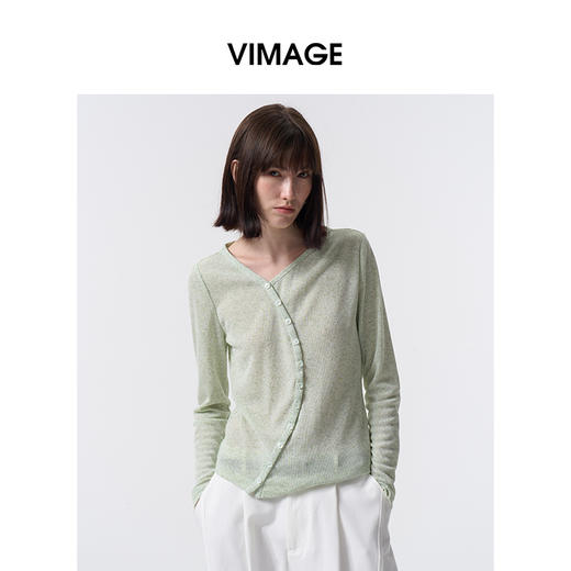 VIMAGE纬漫纪休闲不规则斜门襟显瘦薄荷绿针织上衣2026春季新款V2513207 商品图2
