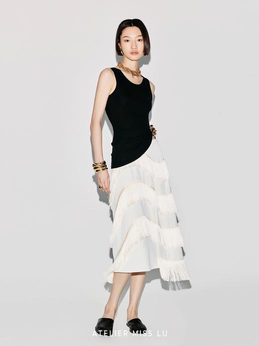 【日光瀑布】不规则流苏环绕摩登直身半裙 商品图3
