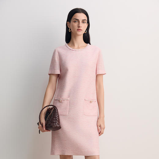 EITIE爱特爱温柔圆领直筒小香风钉珠连衣裙2026春季新款8577214 商品图5