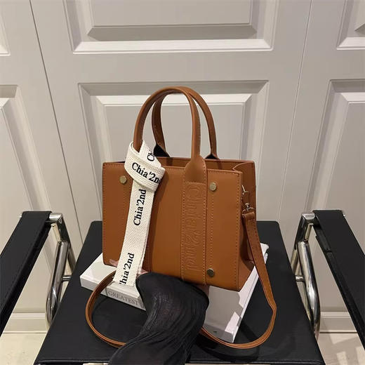 韩版复古手提小方包女包2025秋新款轻奢拼接单肩包通勤斜挎包 商品图0