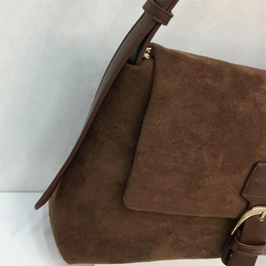 小众复古通勤邮差包 女单肩包包 2025新款女士质感磨砂皮斜挎包 商品图4