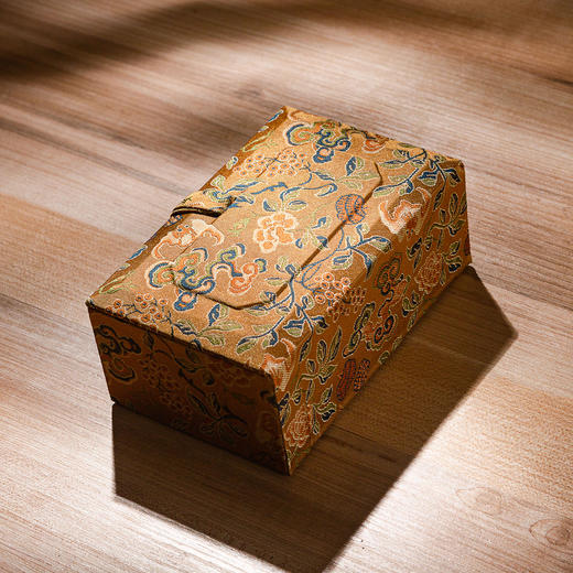 巴林石牛角冻老料雕“螭虎”方章 商品图1