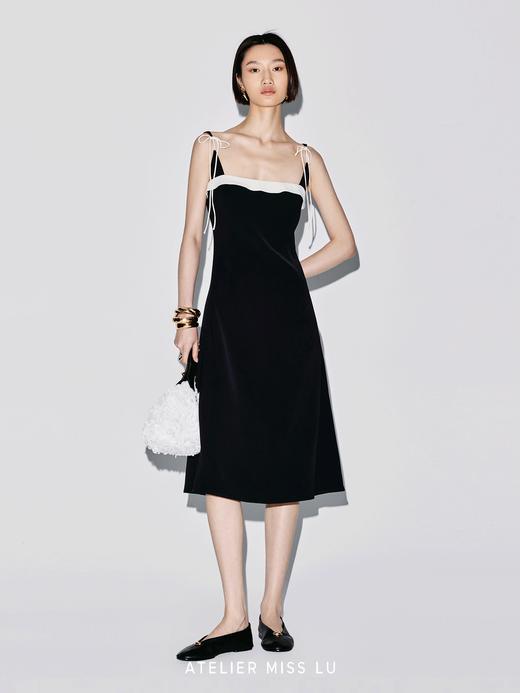 【杜乐丽暮色】撞色立体裁片环绕拼接吊带A字连衣裙 商品图3