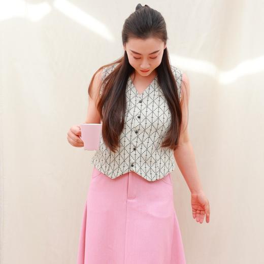 【2026东衣作】V领马甲（24704790越来越好A959-设计师） 商品图2